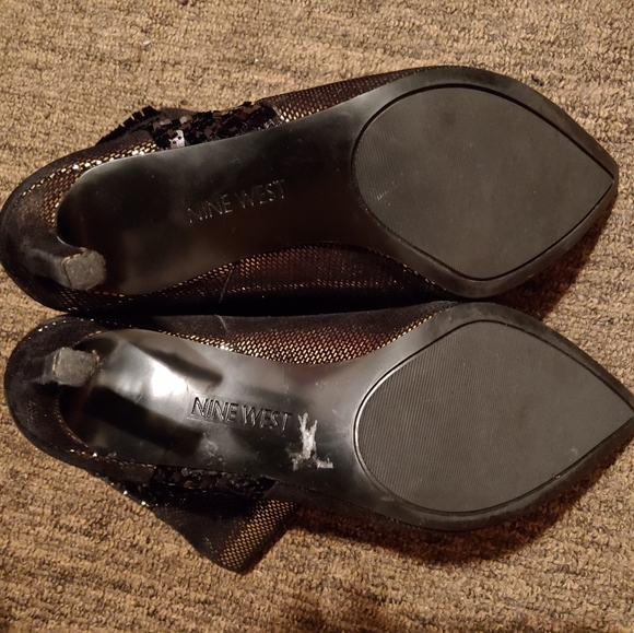 Nine West black and gold ankle boots Size 10.5 - Picture 6 of 6
